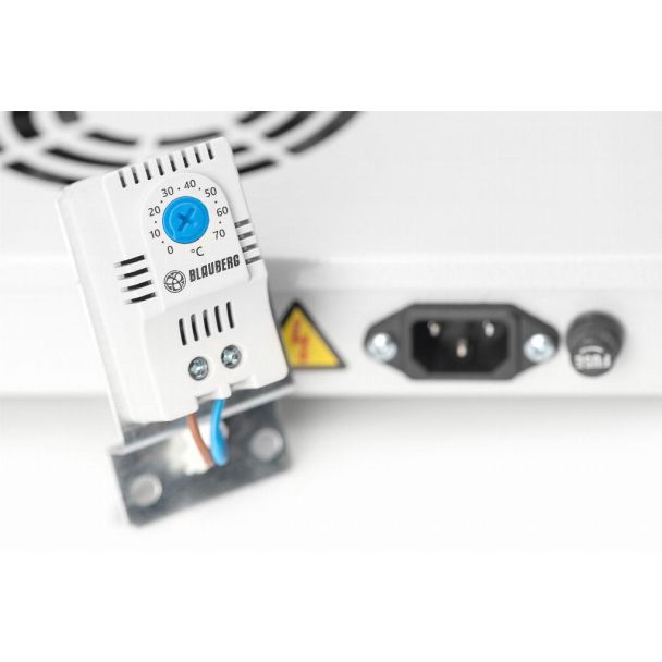 Digitus Unità ventilante per installazione variabile da 483 mm (19")