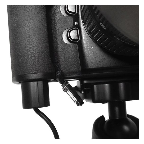 Tether Tools Case Relay Camera Adapter CRPW10AM for Sony AC-PW10AM Battery