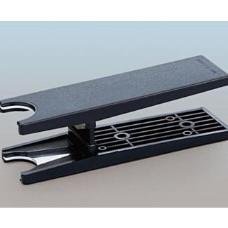 Kaiser Magazine Opening Device